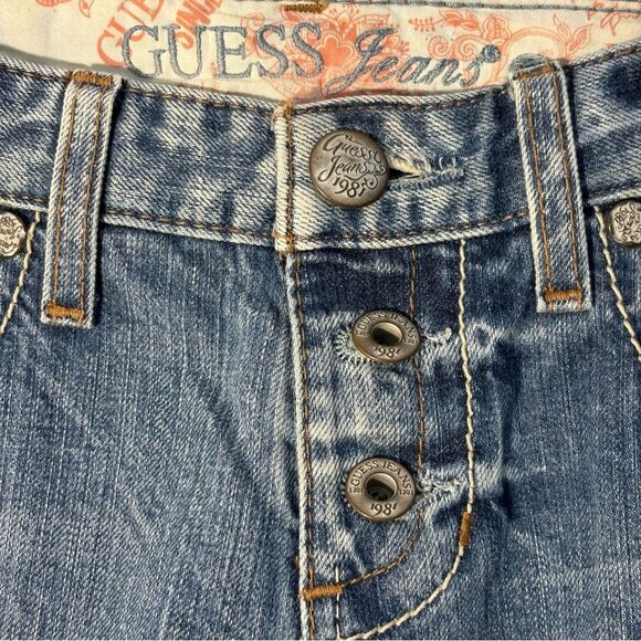 Guess Jeans Y2K 1981 Boyfriend Cropped Button Fly Blue Light Wash Women’s 26. - Picture 6 of 12
